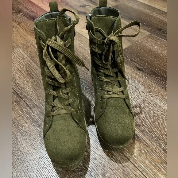 weeboo Shoes Nwot Weeboo Lace Up Green Suede Zara Ankle Boots Size Poshmark